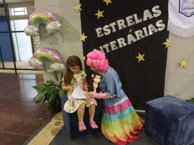 Noite de Autógrafos dos alunos do Jardim 2 da Escola Aluísio Maier foi um verdadeiro sucesso